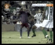 regarder sa amorti en plein match!!! oua le ouf